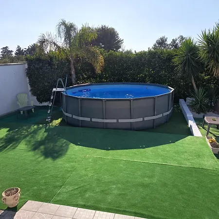 Zaira Villa *